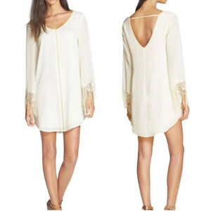 ASTR Cream Shift Dress Embroidered Lace Fringe Boho Western cowgirl Tunic